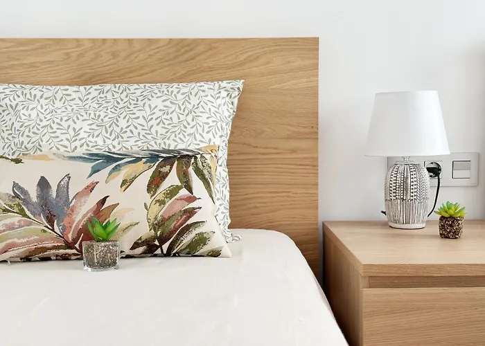 New Two Bedroom Apartment, Big Terrace & Sea View, Апартаменты *