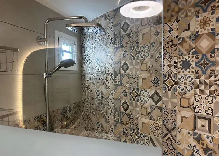New Two Bedroom Apartment, Big Terrace & Sea View, * 아데제