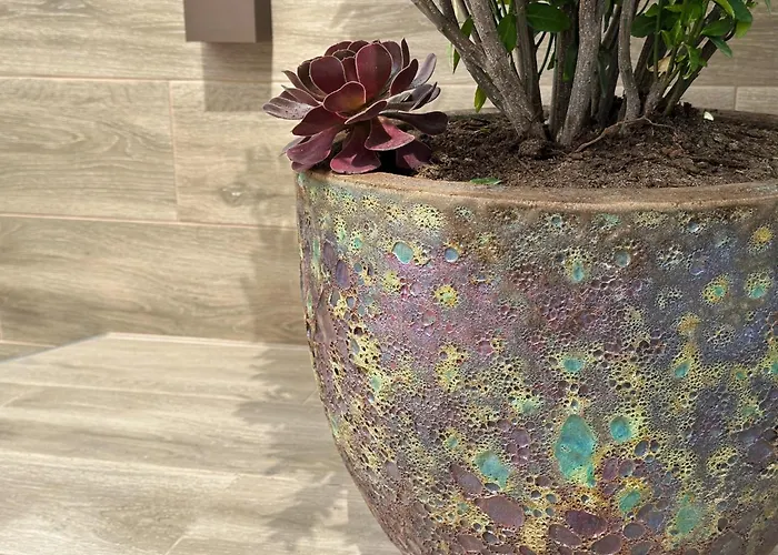 Апартаменты New Two Bedroom Apartment, Big Terrace & Sea View,