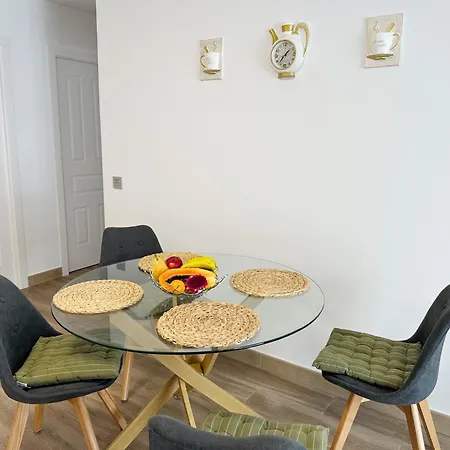 شقة New Two Bedroom Apartment, Big Terrace & Sea View,